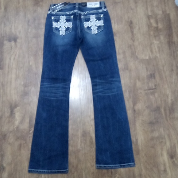 Grace in LA Women's NWT Jeans 27 Bootcut Embroidered Rhinestones DEFECT - Picture 3 of 10
